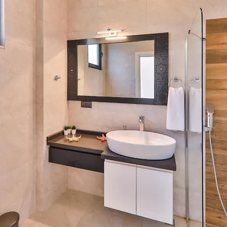 1 Bedroom Seaview 1126 Villa
